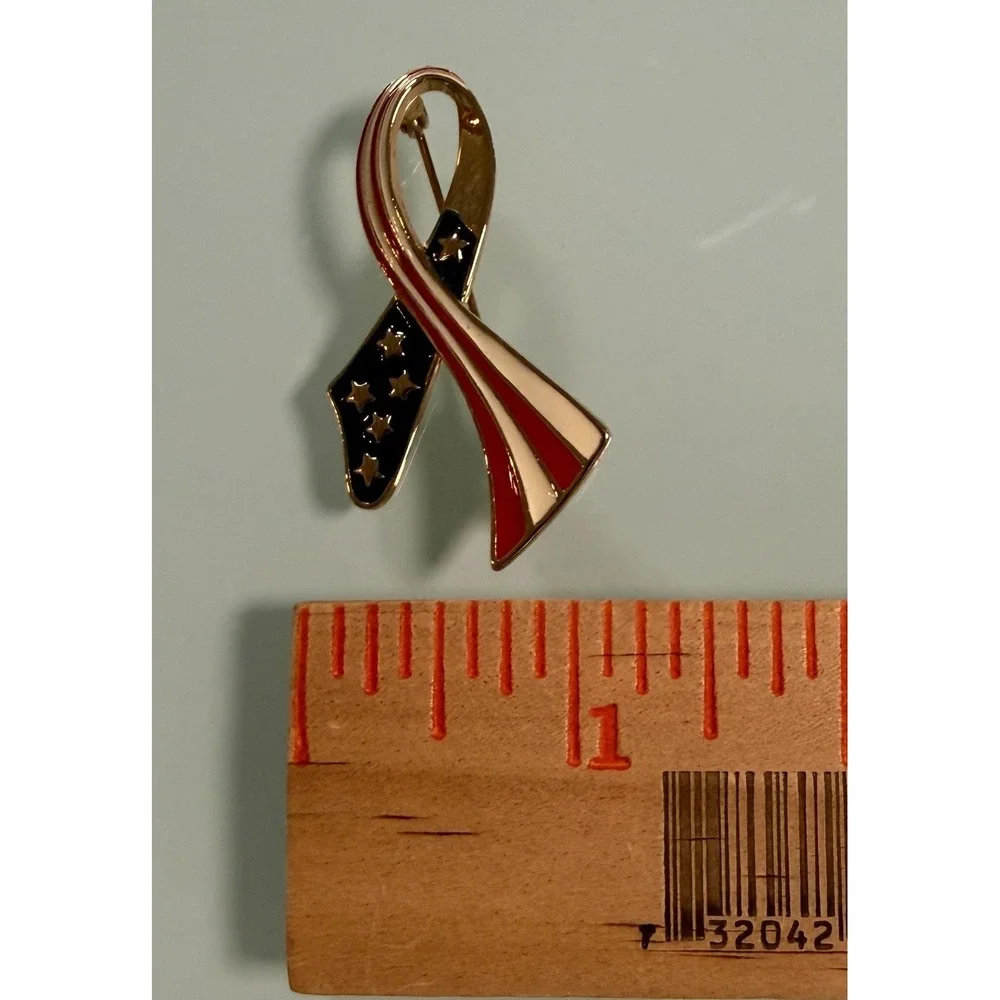VTG American Flag Ribbon Pin‎ Copywrite Darleen USA 9-11-2001